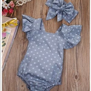 Baby girl romper and matching bow